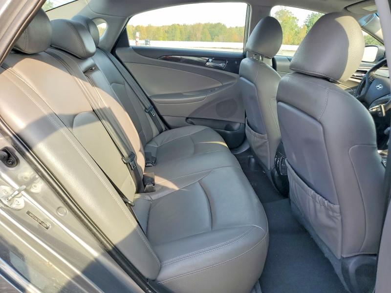 71446166 :رقم المزاد ، 5NPEC4AC7CH432699 vin ، 2012 Hyundai Sonata مزاد بيع