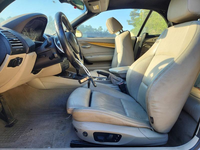 70923086 :رقم المزاد ، WBAUN93589VK40084 vin ، 2009 Bmw 135 مزاد بيع