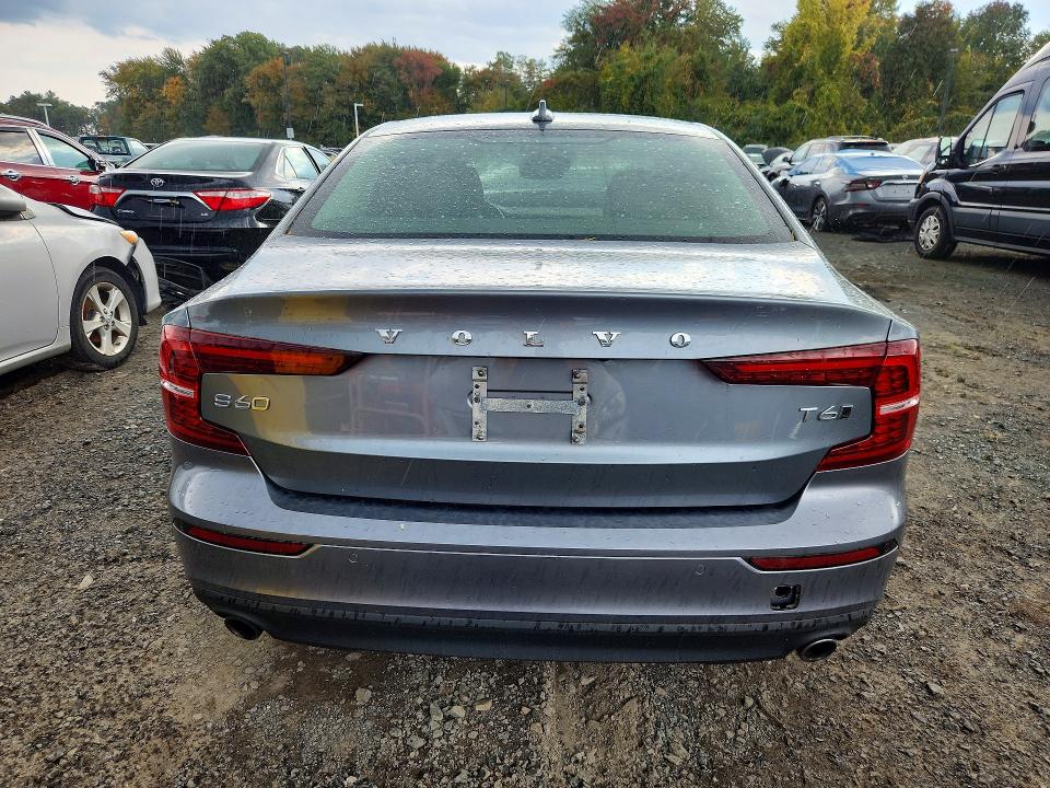 70720776 :رقم المزاد ، 7JRA22TK0LG039871 vin ، 2020 Volvo S60 مزاد بيع