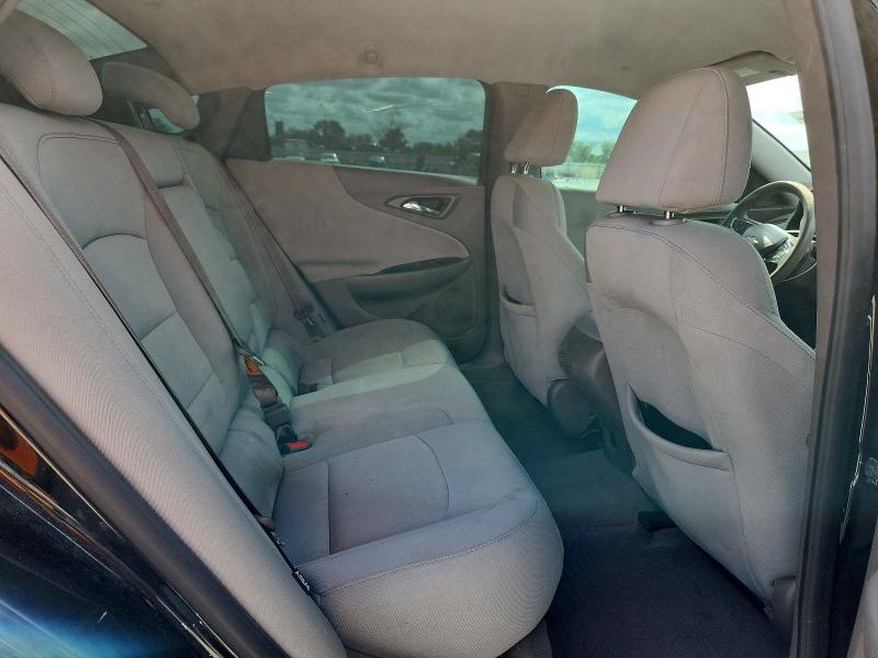 72303396 :رقم المزاد ، 1G1ZB5ST4JF273701 vin ، 2018 Chevrolet Malibu مزاد بيع