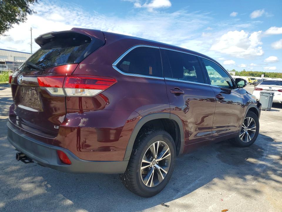 2018 Toyota Highlander მანქანა იყიდება აუქციონზე, vin: 5TDZZRFH1JS285773, აუქციონის ნომერი: 71186856
