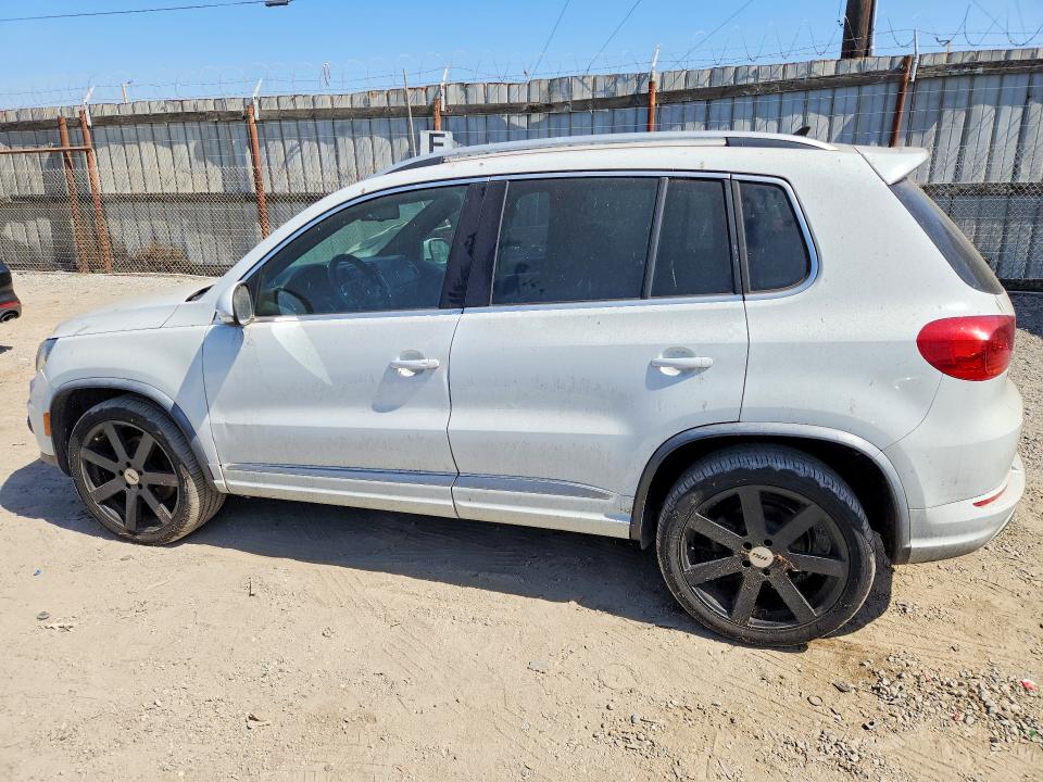 Aukcja sprzedaży 2016 Volkswagen Tiguan, vin: WVGAV7AX1GW519197, numer aukcji: 71295956