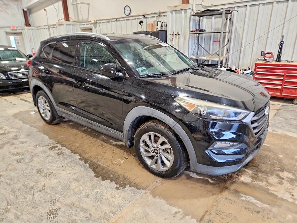 Продажа на аукционе авто 2016 Hyundai Tucson, vin: KM8J33A48GU161483, номер лота: 71245056