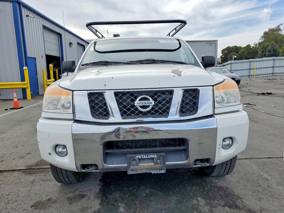 Продажа на аукционе авто 2011 Nissan Titan, vin: 1N6AA0CC6BN315508, номер лота: 71787676