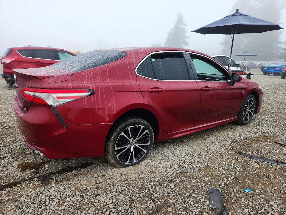 2018 Toyota Camry მანქანა იყიდება აუქციონზე, vin: 4T1B11HK0JU667237, აუქციონის ნომერი: 72361986