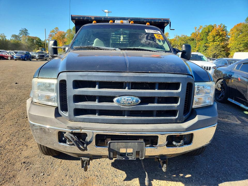 2006 Ford F550 მანქანა იყიდება აუქციონზე, vin: 1FDAF57P46EC28965, აუქციონის ნომერი: 72111646