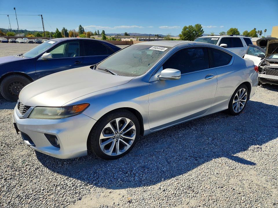 69464446 :رقم المزاد ، 1HGCT2B84DA013130 vin ، 2013 Honda Accord مزاد بيع