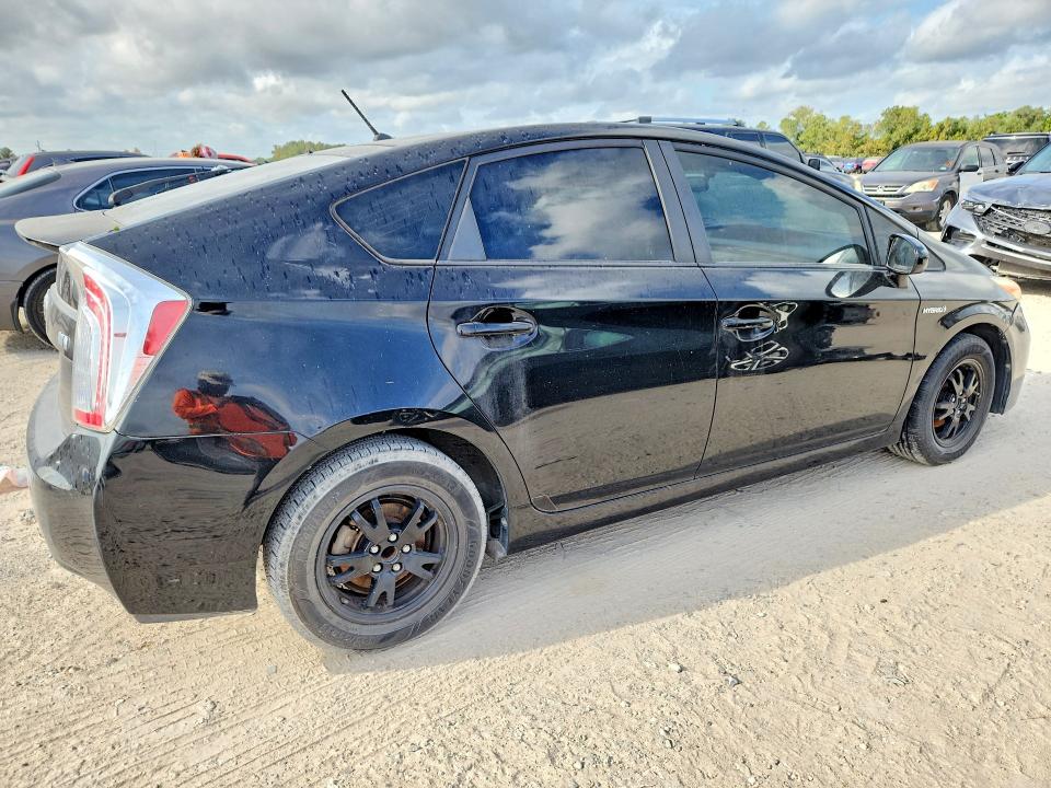 Продаж на аукціоні авто 2015 Toyota Prius, vin: JTDKN3DU5F0462135, номер лоту: 71457326