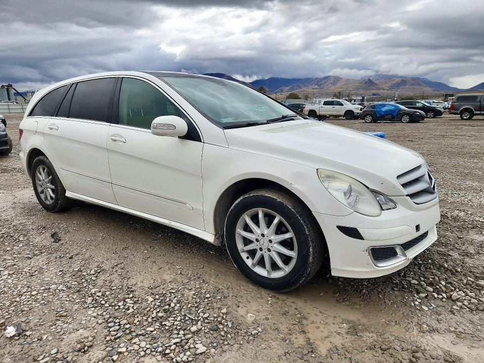 2006 Mercedes-benz R მანქანა იყიდება აუქციონზე, vin: 4JGCB65E56A021875, აუქციონის ნომერი: 73145536