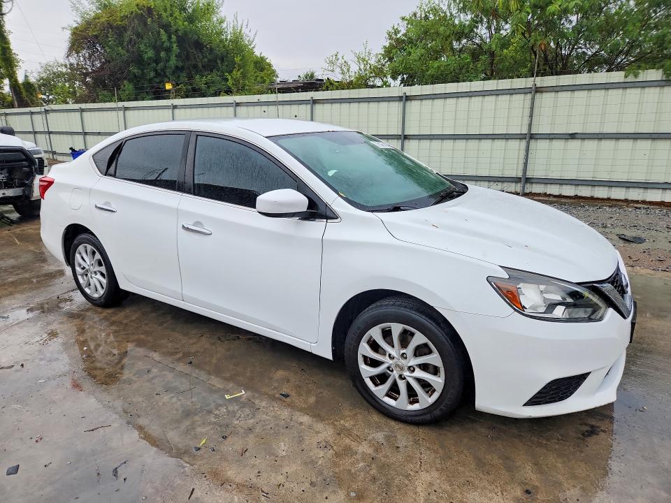 2018 Nissan Sentra მანქანა იყიდება აუქციონზე, vin: 3N1AB7AP9JY244243, აუქციონის ნომერი: 71485196