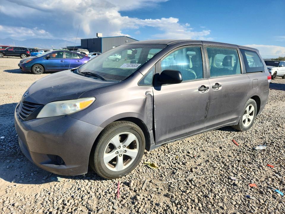 2013 Toyota Sienna მანქანა იყიდება აუქციონზე, vin: 5TDZK3DC4DS296408, აუქციონის ნომერი: 71826606