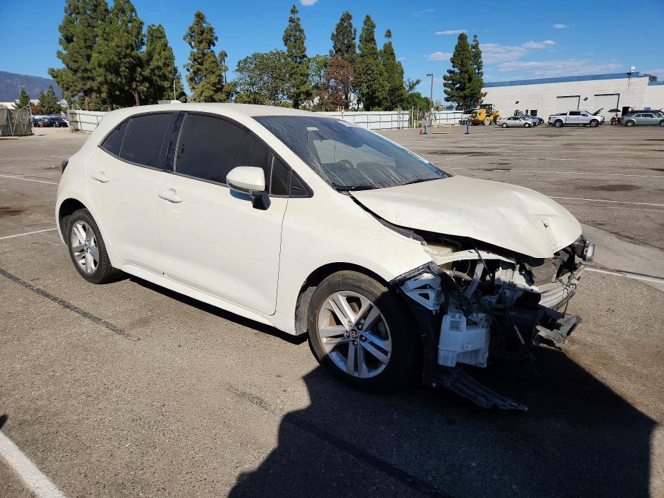 2019 Toyota Corolla Hatchback მანქანა იყიდება აუქციონზე, vin: JTNK4RBE3K3057090, აუქციონის ნომერი: 71301176