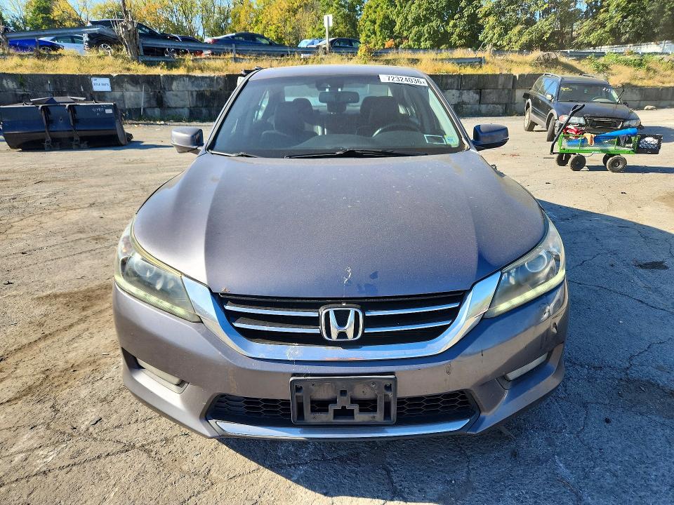 2015 Honda Accord მანქანა იყიდება აუქციონზე, vin: 1HGCR3F8XFA036686, აუქციონის ნომერი: 72324036