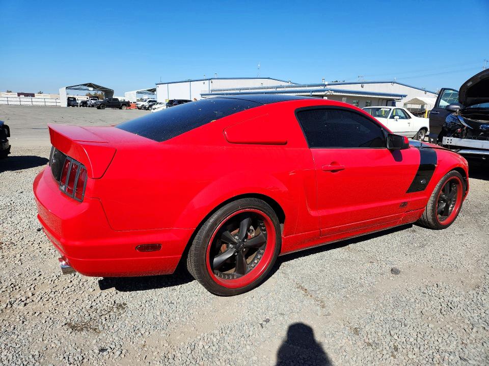 72408276 :رقم المزاد ، 1ZVHT82H275255559 vin ، 2007 Ford Mustang مزاد بيع