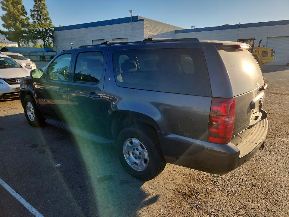 2010 Chevrolet Suburban მანქანა იყიდება აუქციონზე, vin: 1GNUCJE09AR216439, აუქციონის ნომერი: 71763766