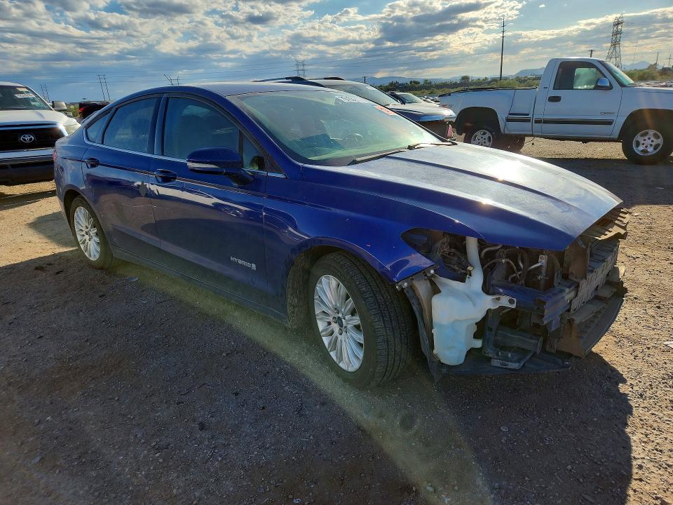 Продаж на аукціоні авто 2016 Ford Fusion, vin: 3FA6P0LU1GR404946, номер лоту: 70433916