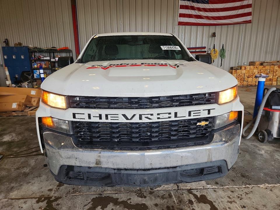 Продажа на аукционе авто 2020 Chevrolet Silverado, vin: 3GCNWAEF1LG293138, номер лота: 71368436