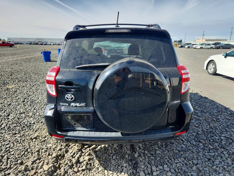70680076 :رقم المزاد ، 2T3BF4DV6AW077554 vin ، 2010 Toyota Rav4 مزاد بيع