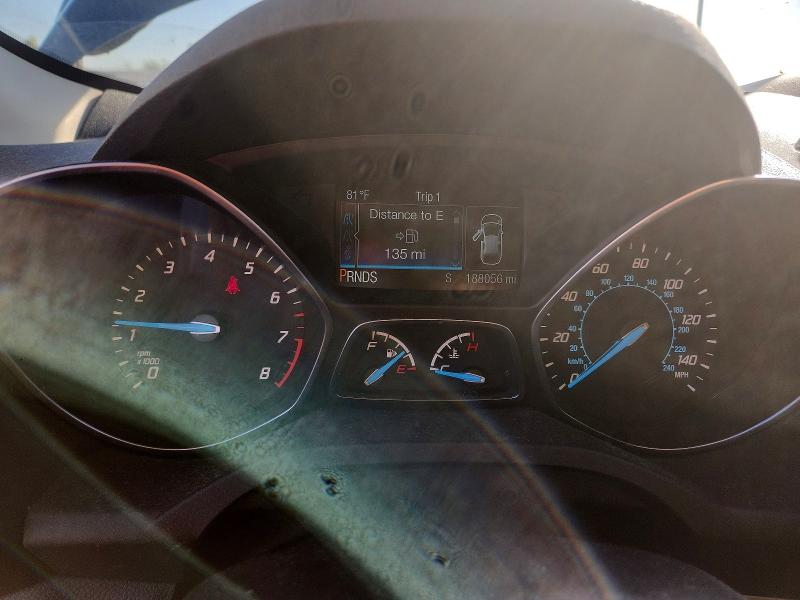 2015 Ford Escape მანქანა იყიდება აუქციონზე, vin: 1FMCU0GX8FUC34355, აუქციონის ნომერი: 71990646