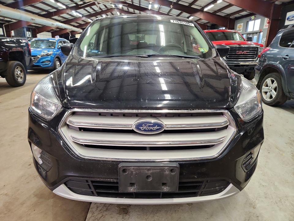 Продажа на аукционе авто 2019 Ford Escape, vin: 1FMCU9GD6KUB41760, номер лота: 71635106