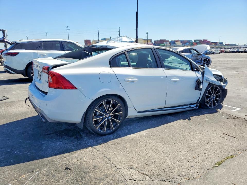 Продаж на аукціоні авто 2017 Volvo S60, vin: YV126MFL9H2439255, номер лоту: 70929876