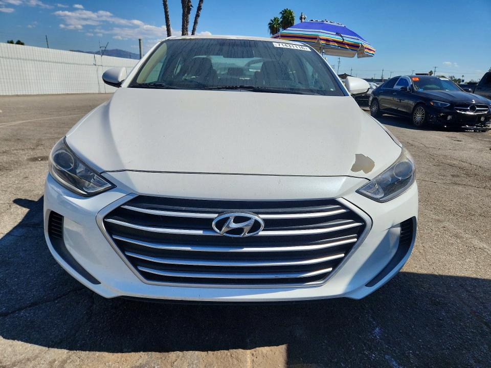 Продажа на аукционе авто 2018 Hyundai Elantra, vin: 5NPD74LF8JH274023, номер лота: 71431116