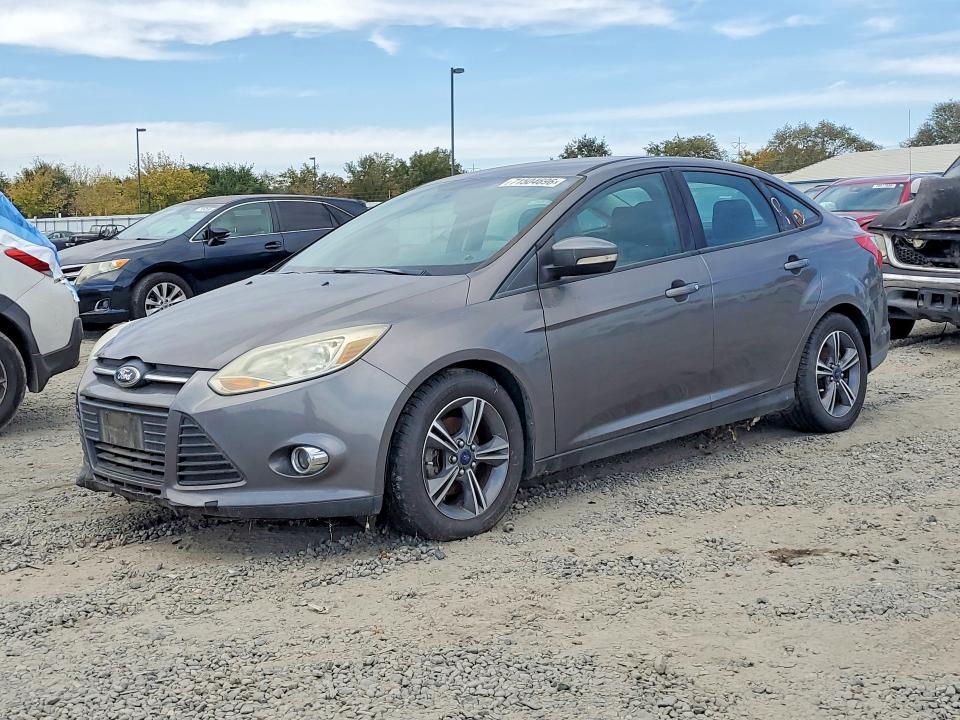 71504696 :رقم المزاد ، 1FADP3F29EL341464 vin ، 2014 Ford Focus مزاد بيع