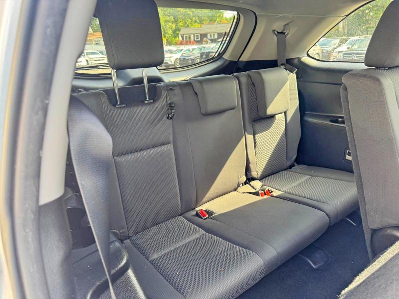 71778236 :رقم المزاد ، 5TDBZRFH9KS743949 vin ، 2019 Toyota Highlander مزاد بيع