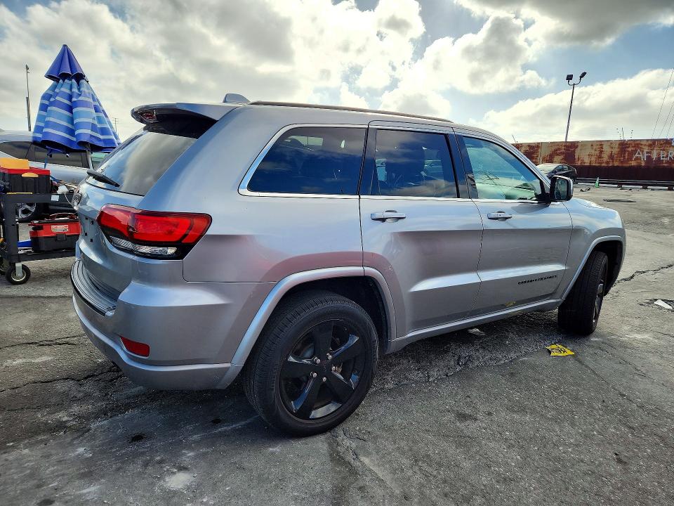 Продажа на аукционе авто 2015 Jeep Grand Cherokee, vin: 1C4RJFAG7FC141786, номер лота: 73714676