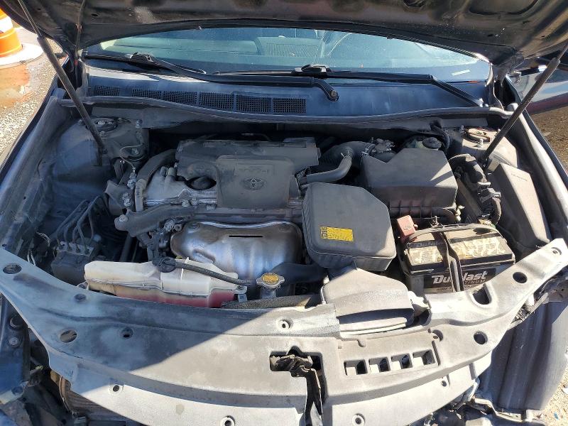 71235836 :رقم المزاد ، 4T1BF1FK6FU899286 vin ، 2015 Toyota Camry مزاد بيع