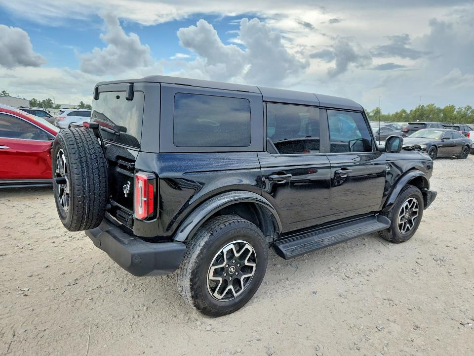 Продаж на аукціоні авто 2025 Ford Bronco, vin: 1FMDE8BH1SLA75033, номер лоту: 69774166