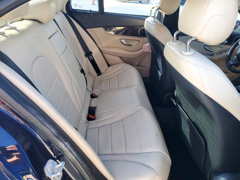 2015 Mercedes-benz C მანქანა იყიდება აუქციონზე, vin: 55SWF4JB0FU075306, აუქციონის ნომერი: 71980896
