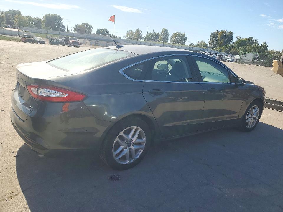 71842016 :رقم المزاد ، 1FA6P0HD8G5135498 vin ، 2016 Ford Fusion مزاد بيع