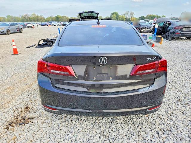 70881806 :رقم المزاد ، 19UUB1F58FA028833 vin ، 2015 Acura Tlx مزاد بيع