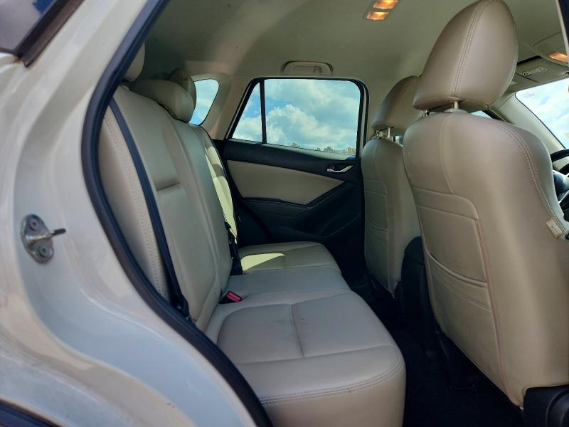70111196 :رقم المزاد ، JM3KE2BY3G0830661 vin ، 2016 Mazda Cx-5 مزاد بيع