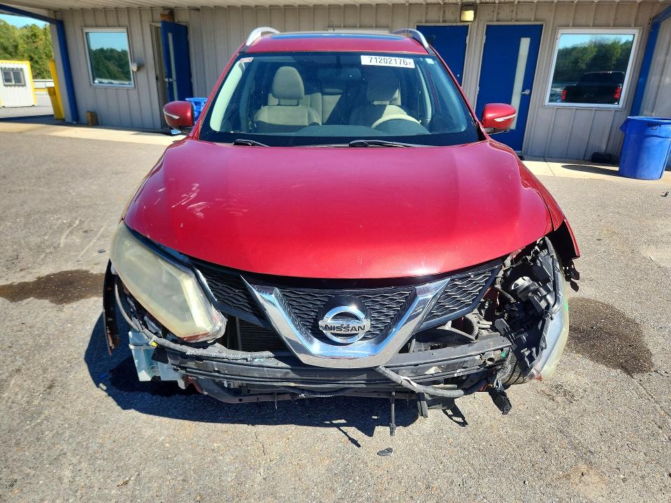 2015 Nissan Rogue მანქანა იყიდება აუქციონზე, vin: 5N1AT2MV3FC756373, აუქციონის ნომერი: 71202176