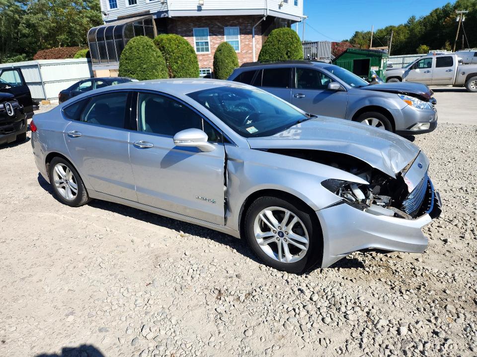 2018 Ford Fusion მანქანა იყიდება აუქციონზე, vin: 3FA6P0LU7JR254977, აუქციონის ნომერი: 71083406