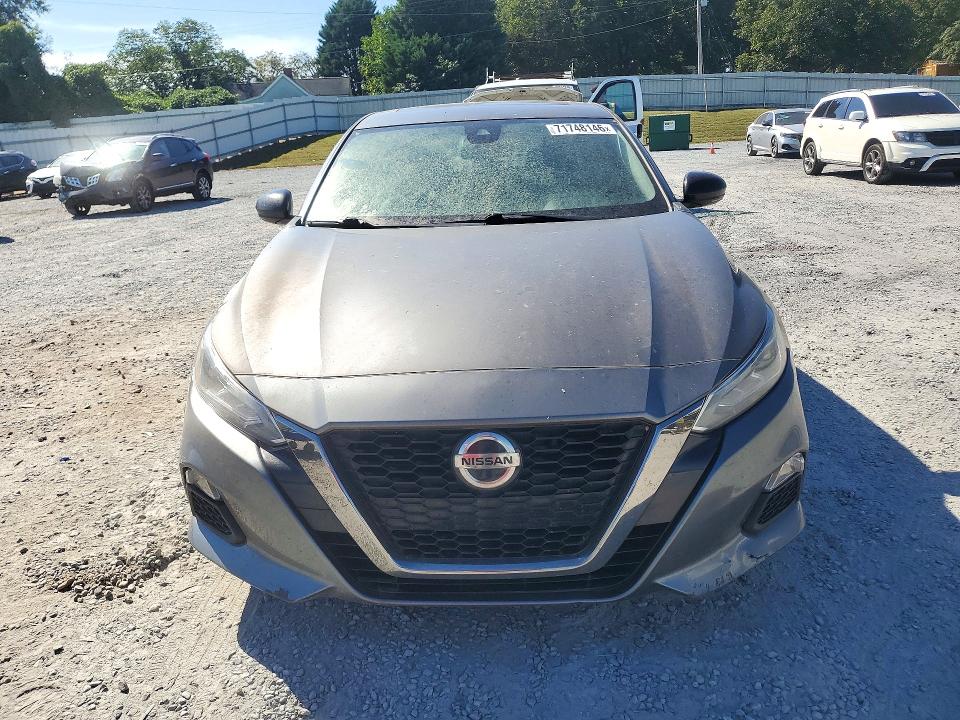 71748146 :رقم المزاد ، 1N4BL4CV4MN361440 vin ، 2021 Nissan Altima مزاد بيع