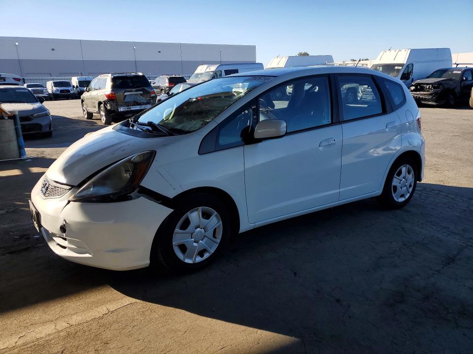 72025756 :رقم المزاد ، JHMGE8H38CC035643 vin ، 2012 Honda Fit مزاد بيع