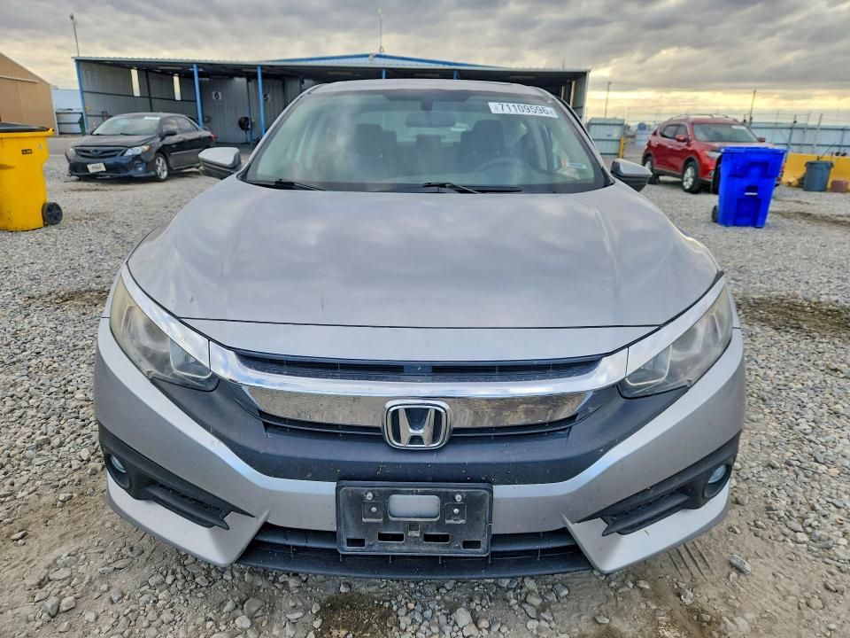2017 Honda Civic მანქანა იყიდება აუქციონზე, vin: 19XFC1F38HE205769, აუქციონის ნომერი: 71109596