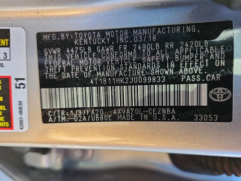 71632366 :رقم المزاد ، 4T1B11HK2JU099833 vin ، 2018 Toyota Camry مزاد بيع