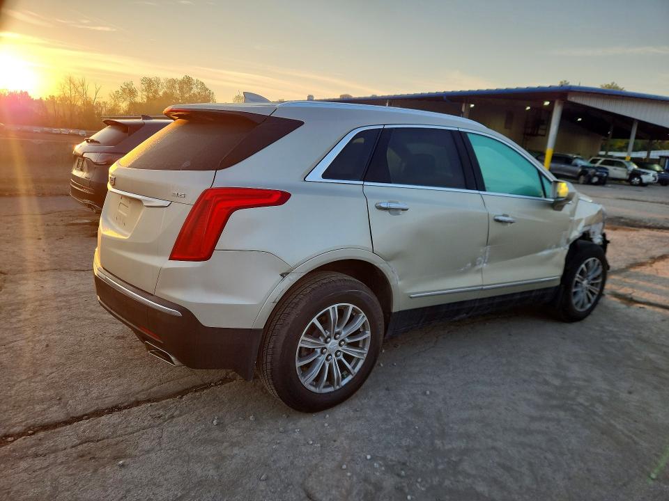 Auction sale of the 2017 Cadillac Xt5, vin: 1GYKNDRS5HZ147941, lot number: 71277226