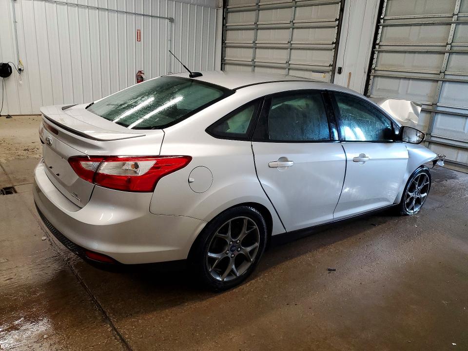 2013 Ford Focus მანქანა იყიდება აუქციონზე, vin: 1FADP3F22DL297385, აუქციონის ნომერი: 71916276