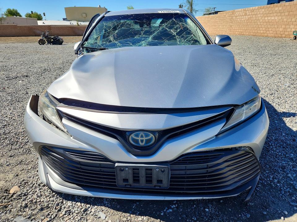 Продажа на аукционе авто 2018 Toyota Camry, vin: 4T1B31HK6JU001901, номер лота: 73108446
