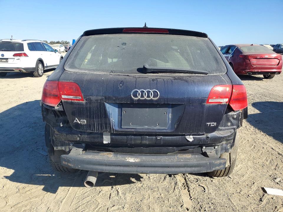 Продажа на аукционе авто 2013 Audi A3, vin: WAUKJAFM4DA028984, номер лота: 71680116