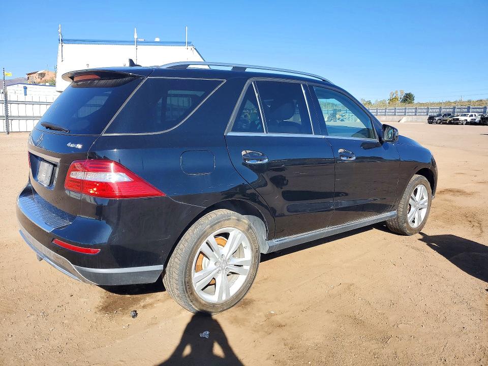 71980416 :رقم المزاد ، 4JGDA5HB3FA615996 vin ، 2015 Mercedes-benz Ml مزاد بيع