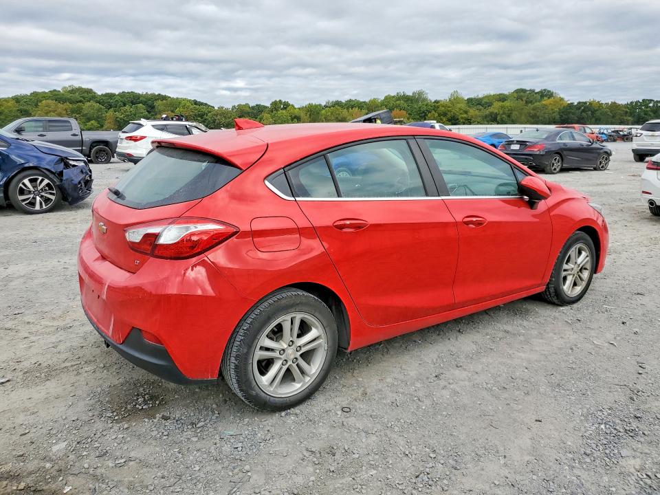 2018 Chevrolet Cruze მანქანა იყიდება აუქციონზე, vin: 3G1BE6SM6JS583643, აუქციონის ნომერი: 71358586