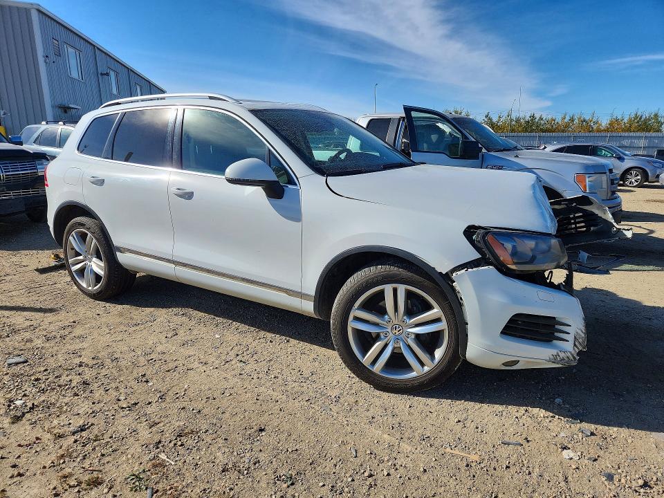 Продаж на аукціоні авто 2013 Volkswagen Touareg, vin: WVGDF9BP5DD001170, номер лоту: 71069006
