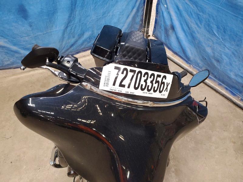 72703356 :رقم المزاد ، 5HD1KB4128Y673227 vin ، 2008 Harley-davidson Flhx مزاد بيع