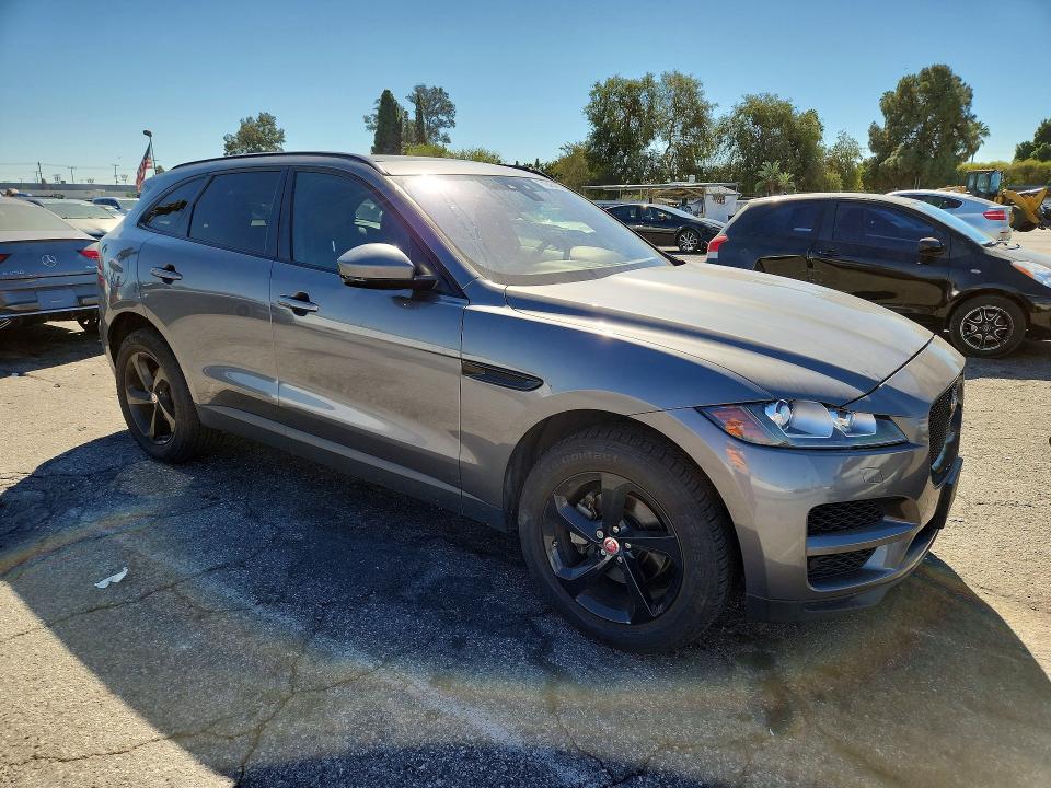 Продаж на аукціоні авто 2018 Jaguar F-pace, vin: SADCK2FX3JA281637, номер лоту: 71845466
